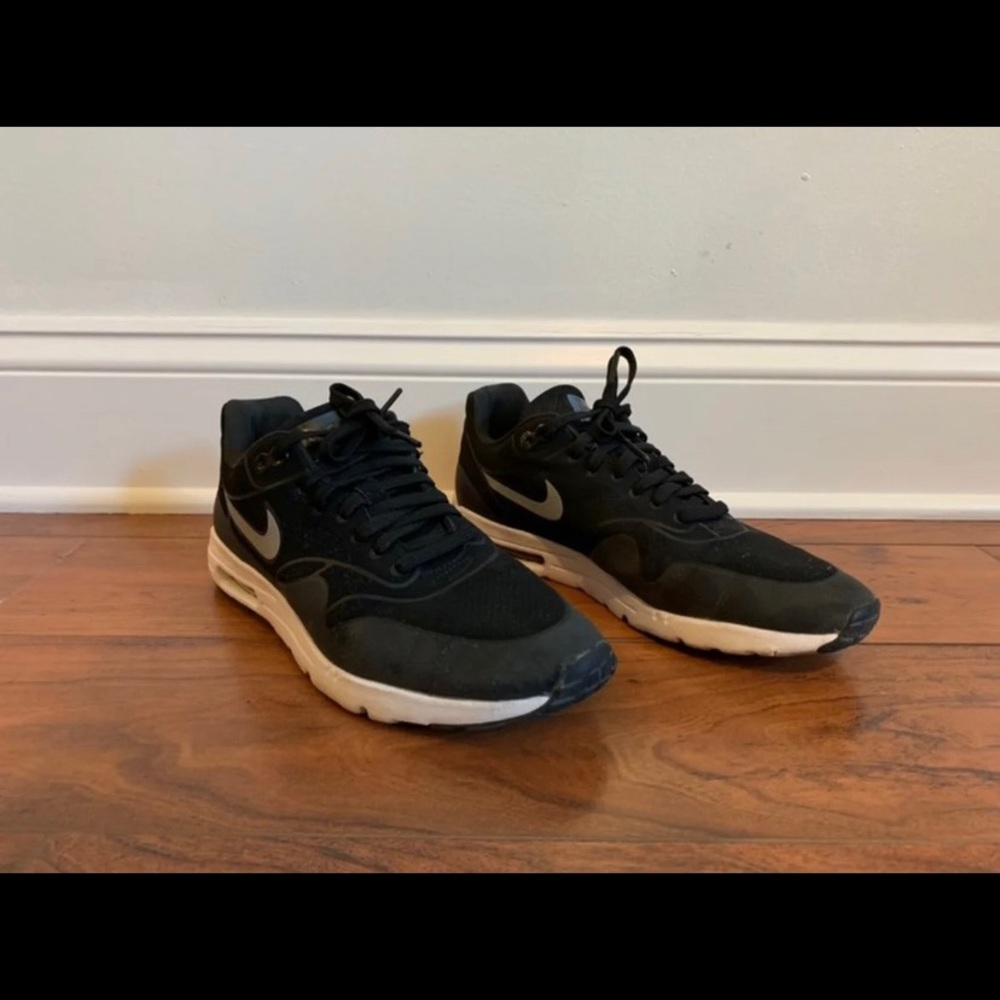 Women’s Nike AirMax